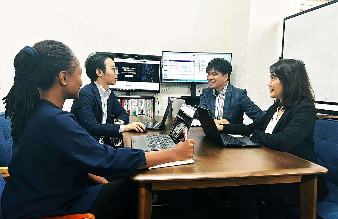 staff2